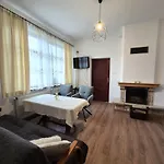 Apartment Rogas I *